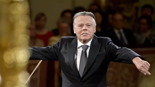 Mariss Jansons conducts the traditional New Year Concert with the Vienna Philharmonic Orchestra