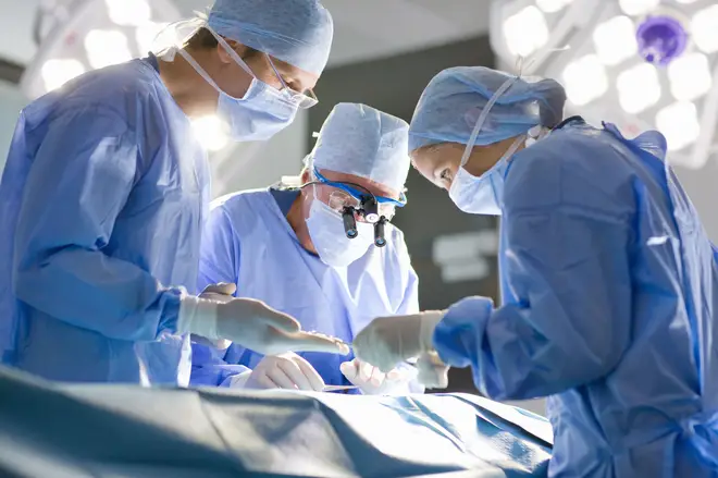 Play classical music in the operating theatre, researchers say