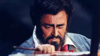 Pavarotti painting