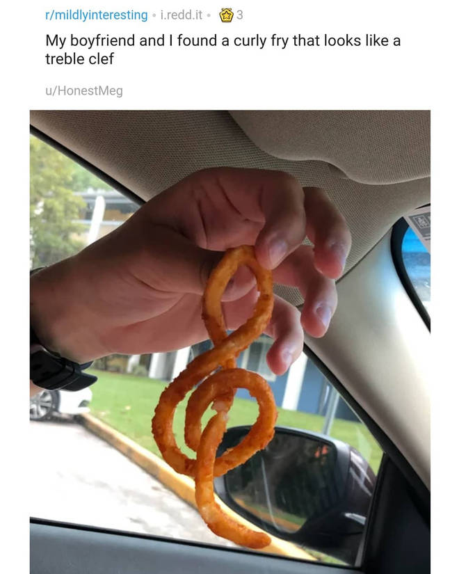 Treble clef curly fry