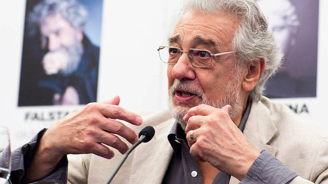 Plácido Domingo apologises to women for "pain" he caused them