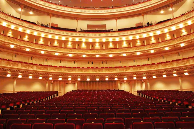 New York’s Carnegie Hall closes until the end of the month