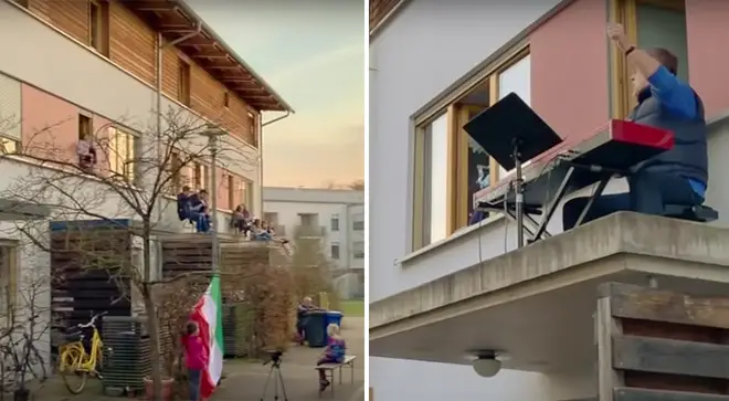 Germans sing in solidarity with Italians