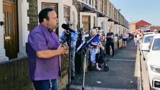 Paul Potts performed ‘Nessun Dorma’ on street for wedding anniversary lockdown celebrations in Welsh town