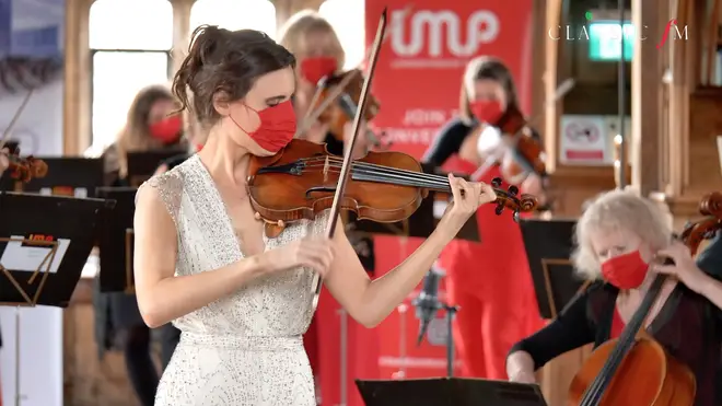Violinist Jennifer Pike and London Mozart Players don matching masks