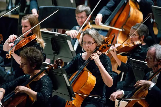 Musicians of the London Symphony Orchestra are not paid on a salary