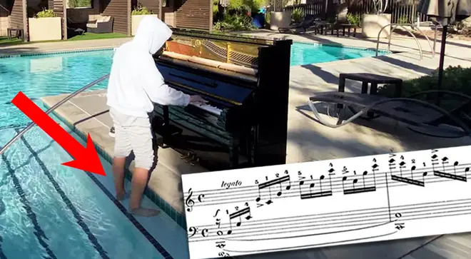 Musician plays Chopin ‘Waterfall’ Etude while paddling in water