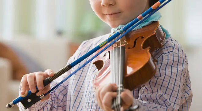 Russian mother taken to court as 9-year-old boy’s violin playing ‘breaks local noise laws’