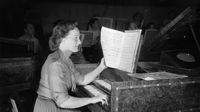 Eileen Joyce performed at the Royal Albert Hall over 120 times. Here she is depicted at a rehearsal elsewhere in London.