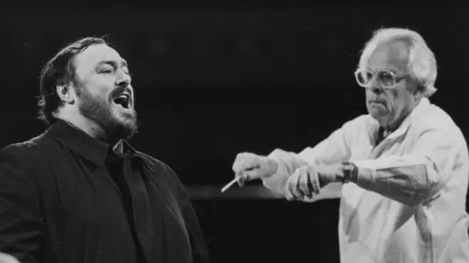 Luciano Pavarotti performs at the Royal Albert Hall in 1982, conducted by Kurt Herbert Adler.