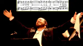 Pavarotti singing 'O sole mio'