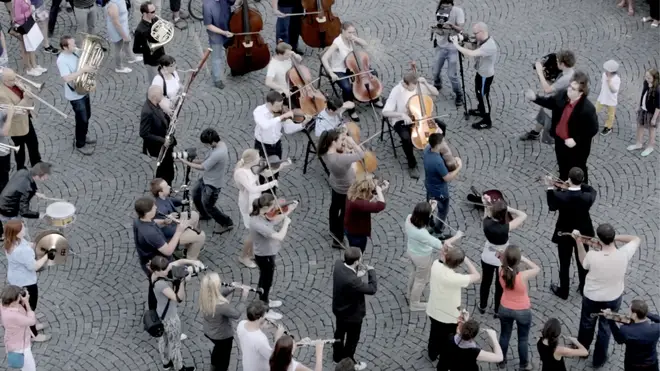 Orchestral flashmob descends on the city of Prague
