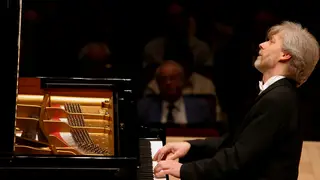 Catch up with John Suchet’s exclusive plays of Beethoven’s Complete Piano Concertos