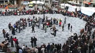 This magnificent Boléro flashmob in Spain will certainly lift your spirits