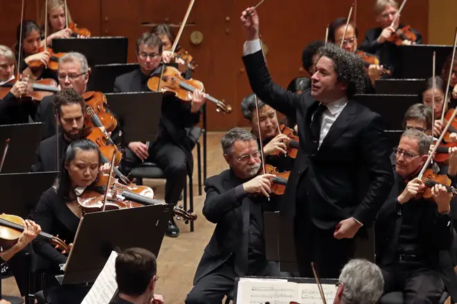Elinor performed as a soloist with the esteemed Los Angeles Philharmonic (conducted here by Gustavo Dudamel)