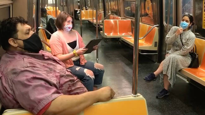 New York opera singers rehearse delightful Mozart trio in subway on the way to work