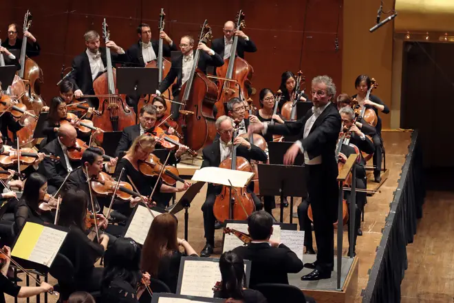 Could the New York Philharmonic be about to drop their white tie dress code?