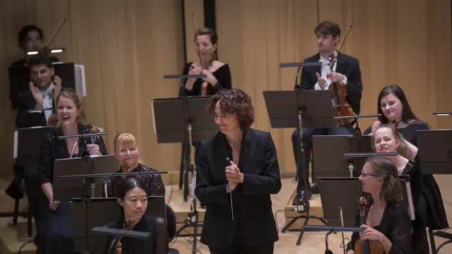 Nathalie Stutzmann with the Kristiansand Symphony Orchestra