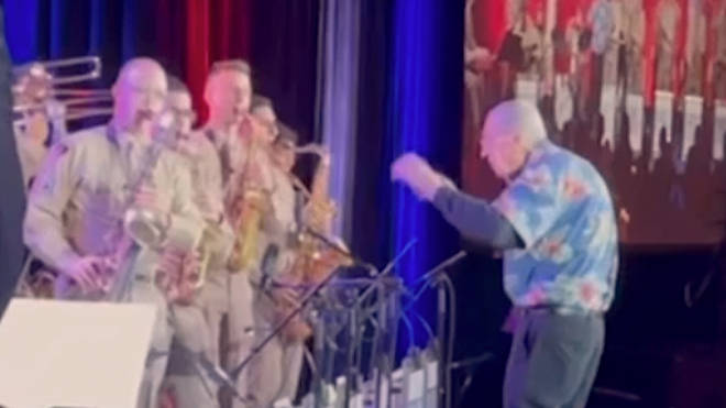 103-year-old Pearl Harbor survivor becomes world’s oldest conductor as he leads US Air Force Band