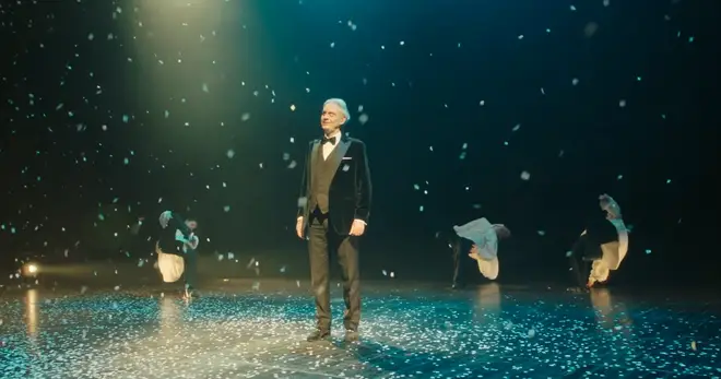 Andrea Bocelli sings 'Adeste Fideles' in magical Christmas performance