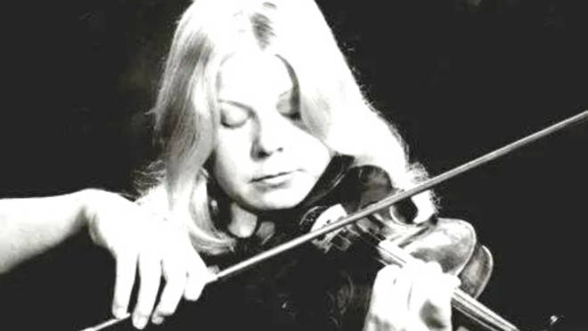 Helen Hagnes Mintiks, violinist