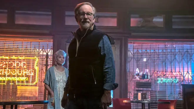 Steven Spielberg directs West Side Story (2021)