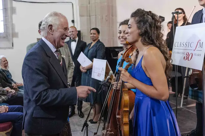 His Royal Highness meets multi-instrumental musical duo, The Ayoub Sisters –  Sarah (left) and Laura (right) at Classic FM’s 30th birthday celebrations in 2022