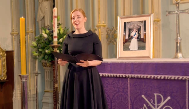 Solo soprano sings at The King’s Chapel of the Savoy