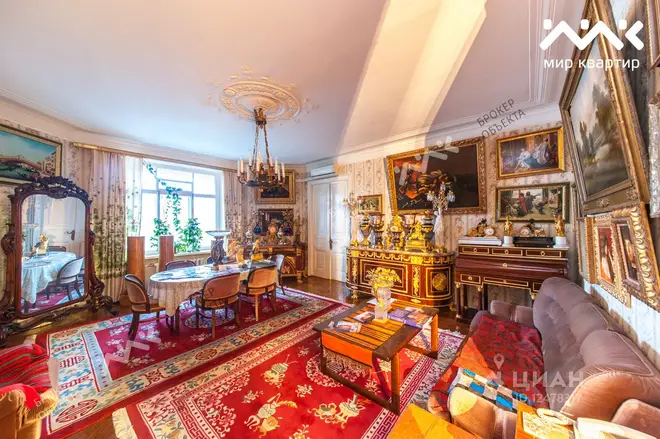 Shostakovich's old flat is a spacious seven-room property in St. Petersburg