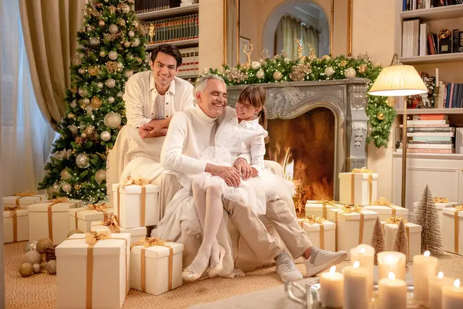 Andrea Bocelli sings 'Feliz Navidad' with son and daughter in  heart-warming - Classic FM