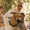 Bocelli family trio sings 'Feliz Navidad'
