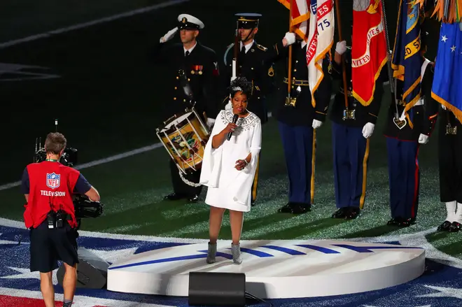 Gladys Knight sings US National Anthem at Super Bowl LIII