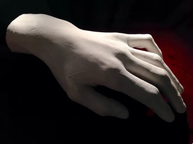 Frédéric Chopin’s left hand