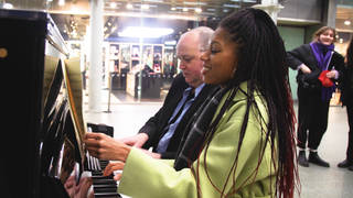 Isata Kanneh-Mason and Classic FM’s Tim Lihoreau play piano duet at St Pancras station