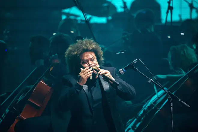 Pedro Eustache plays the flute at Hans Zimmer Live