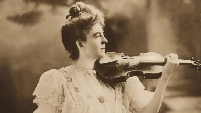 Maud Powell was a pioneering violinist at the turn of the 20th century
