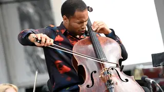 Sir Simon Rattle conducts cellist Sheku Kanneh-Mason and the London Symphony Orchestra in Trafalgar Square