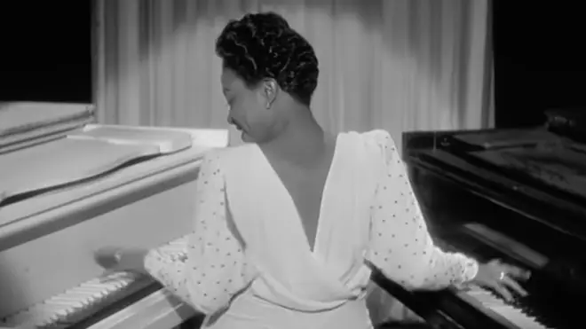 Hazel Scott performs on two pianos at once, in a 1943 film.