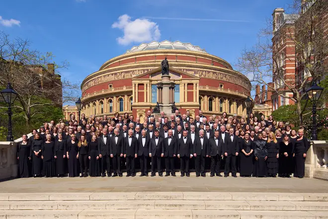 The Royal Choral Society outside the Royal Albert Hall