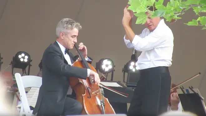 Dermot Mulroney plays with the Boston Pops orchestra