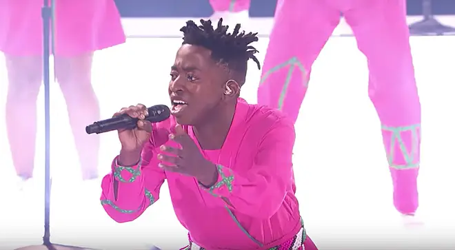 Singers perform with call and response on AGT