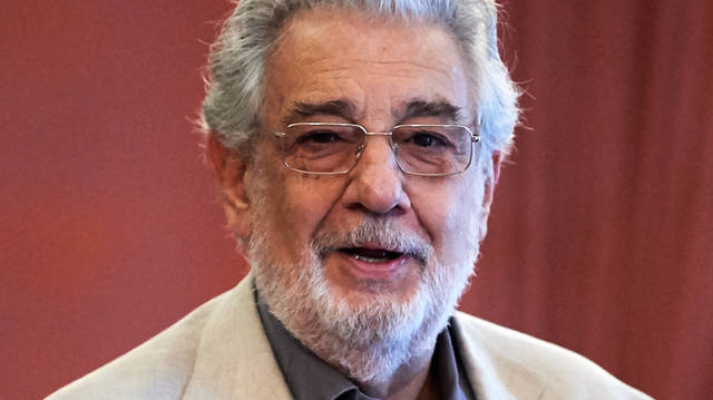 Plácido Domingo leaves Metropolitan Opera
