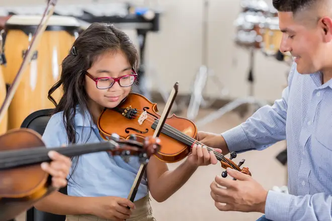 Frederick Bremer School gives every new pupil a violin