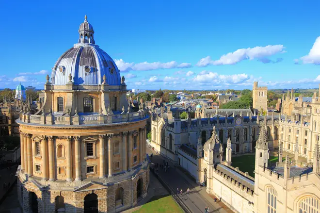 Clapping ‘banned’ at Oxford University