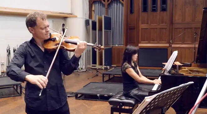 Stephen Morris plays his 310-year-old Tecchler violin