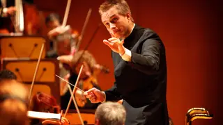 LOSANGELES: ET.1126. Vasily Petrenko, the 36-year-old Russian music director of the Liverpool Philha
