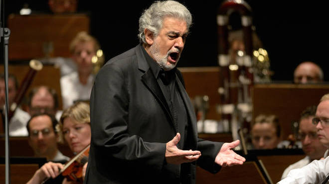 Plácido Domingo accused of sexual harassment by more than 20 women