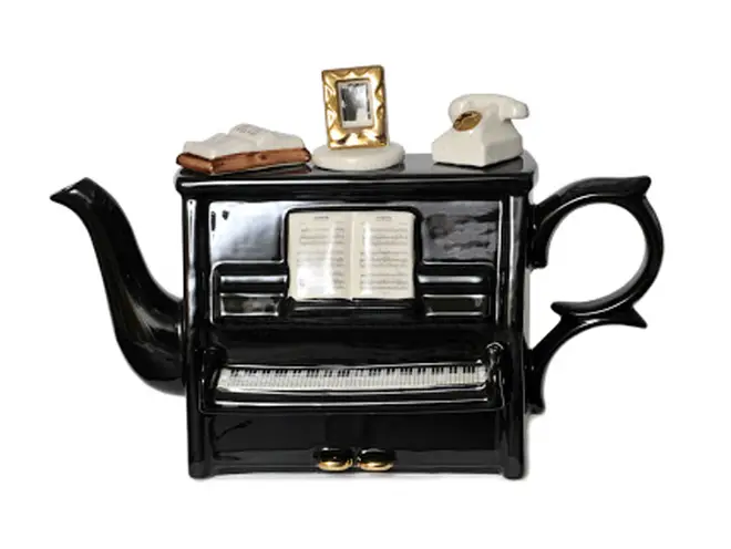 Piano teapot